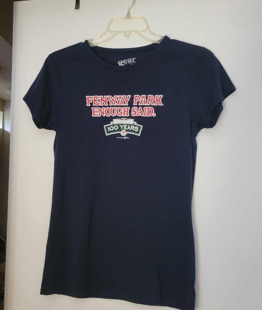Red Sox shirt size large. Dark Blue